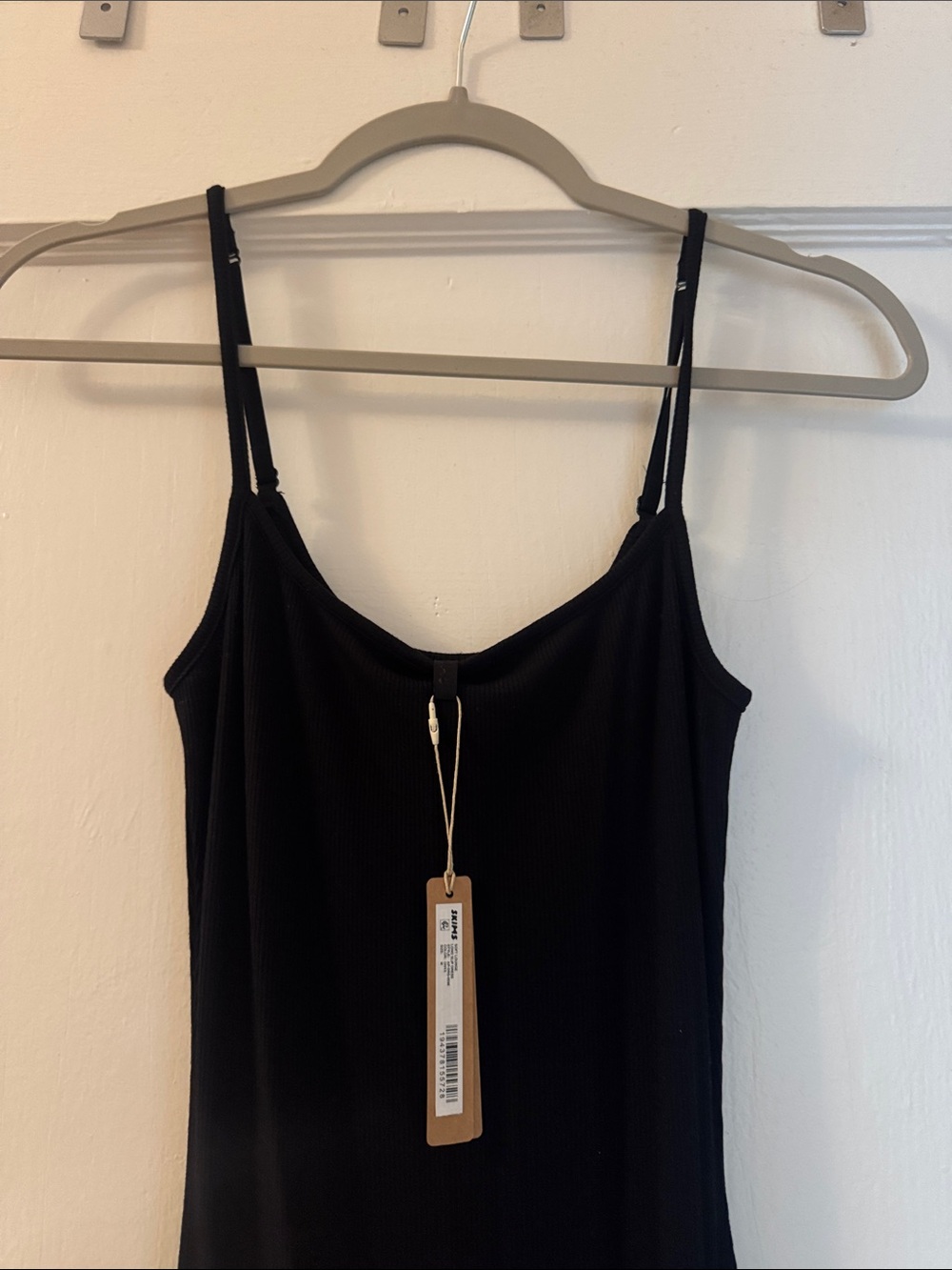 SKIMS Black Ribbed Spaghetti Strap Tank Top - Women
